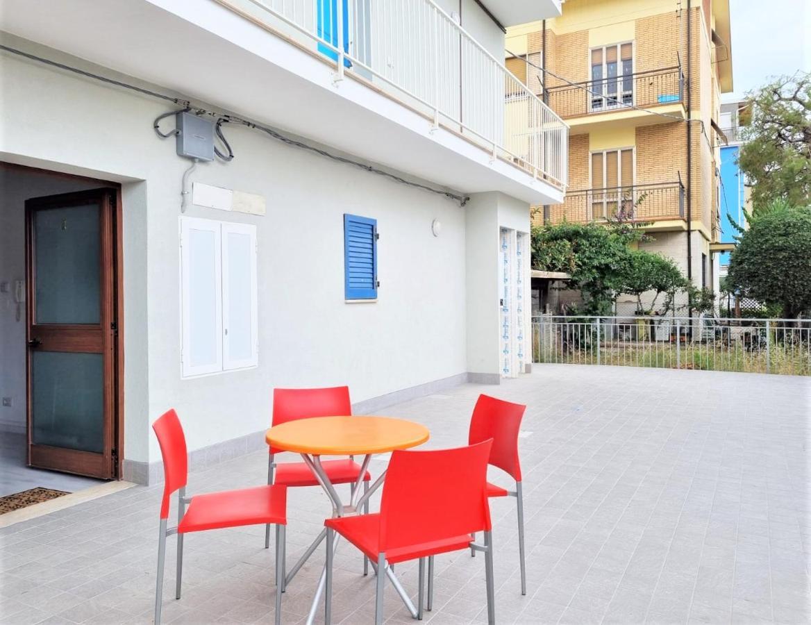 Appartamenti Smeraldo Lido di Fermo Buitenkant foto